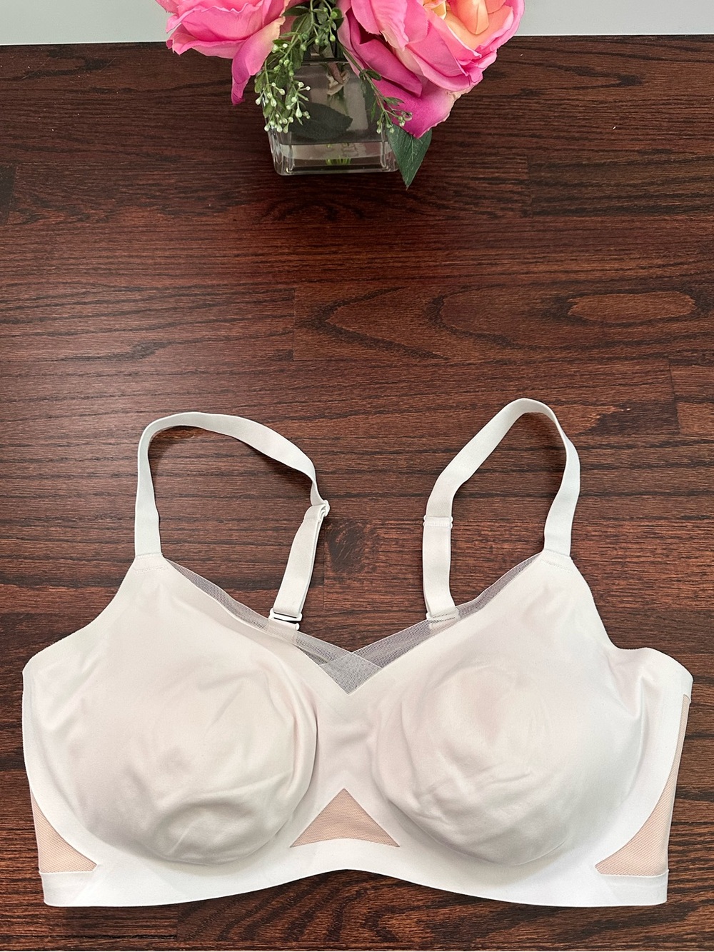 Honeylove Crossover bra, size M